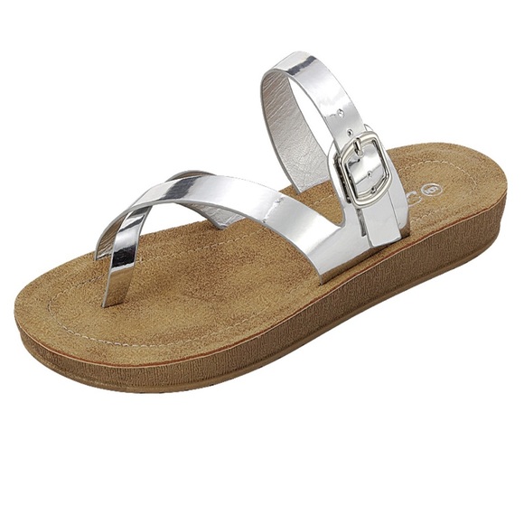 Shoes - Metallic Silver Toe Ring Sandals Metallic Sandals